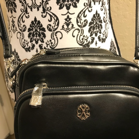 NWT Christian Lacroix cross over body bag Black - Picture 3 of 7